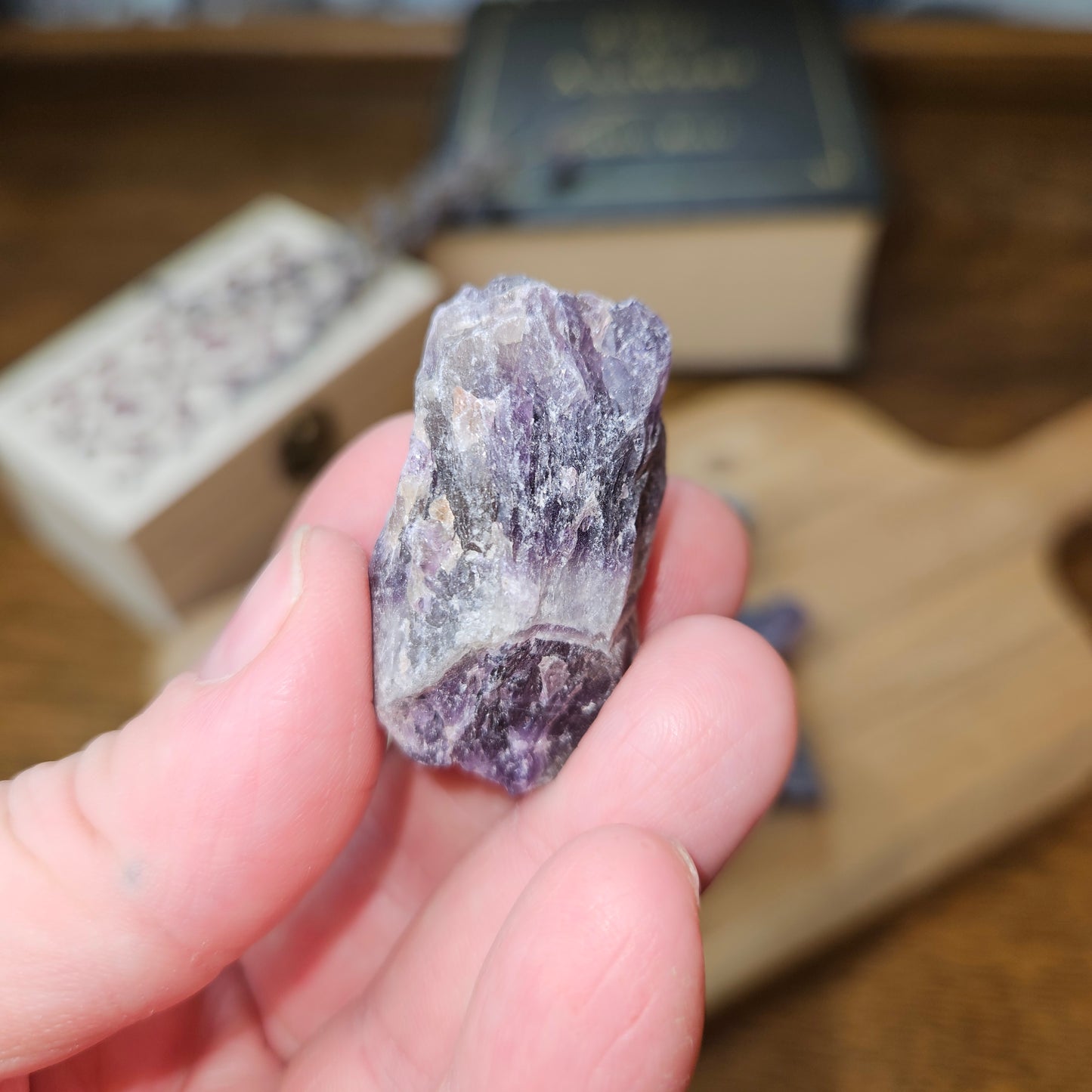 Raw Amethyst Crystal – Third Eye & Crown Chakra Stone for Beginners in Witchcraft