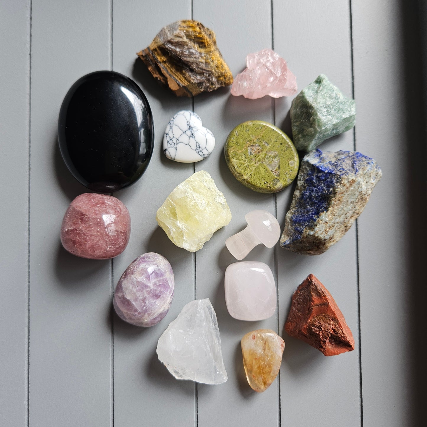 Mystery Crystal Confetti Scoop