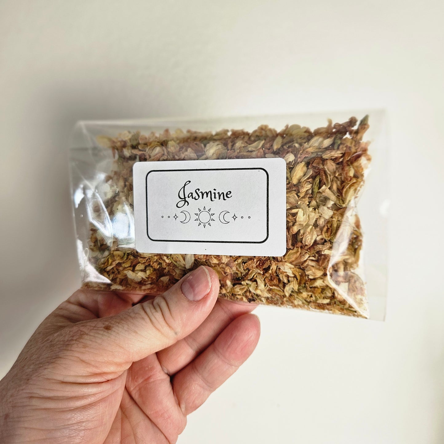 Dried Flowers & Herbs for Witchcraft and Rituals | Chamomile, Rose Petals, Lavender, Jasmine & Calendula (20g Packets)