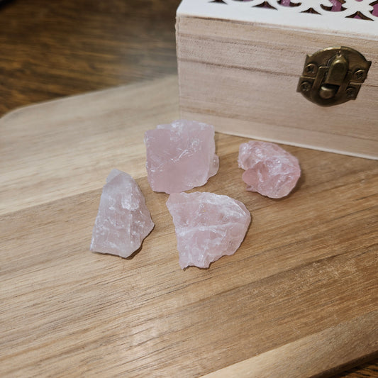 Raw Rose Quartz Crystal – Heart Healing & Self-Love Stone for Spiritual Growth
